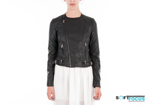Clothing Photographer - Traffic Woman's Wear